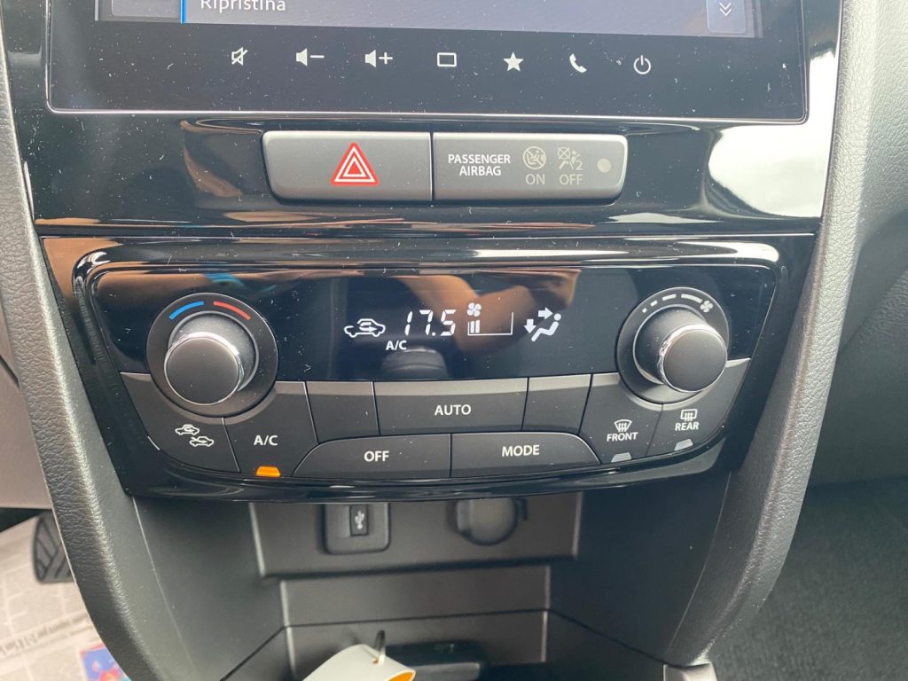 SUZUKI Vitara 1.4 Hybrid AllGrip Cool *Bicolor - 11