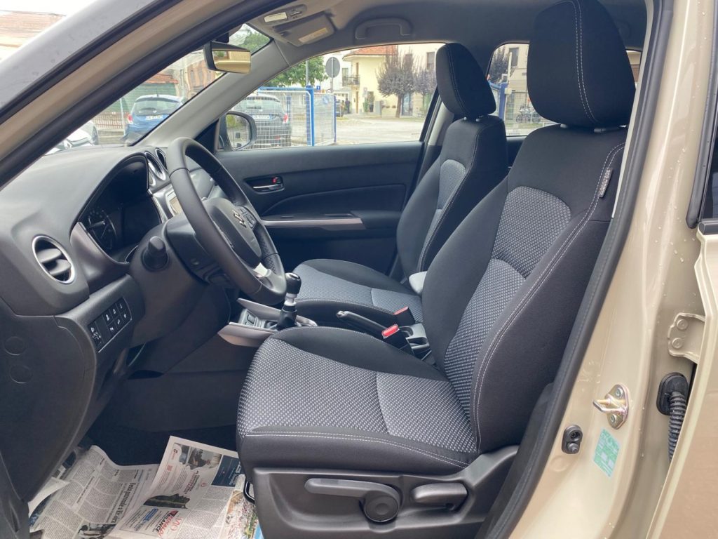 SUZUKI Vitara 1.4 Hybrid AllGrip Cool *Bicolor - 17