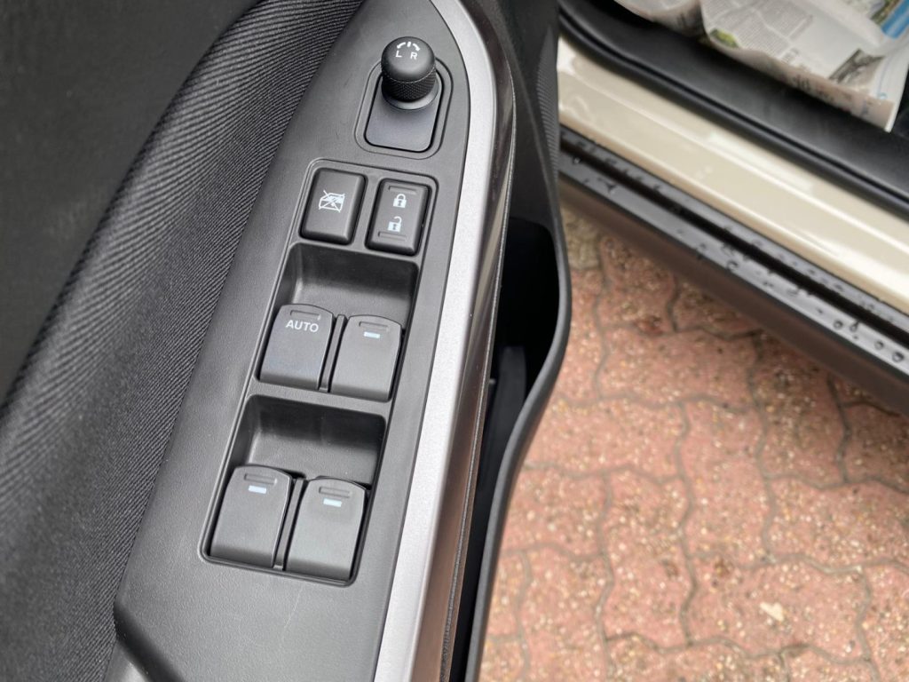 SUZUKI Vitara 1.4 Hybrid AllGrip Cool *Bicolor - 18