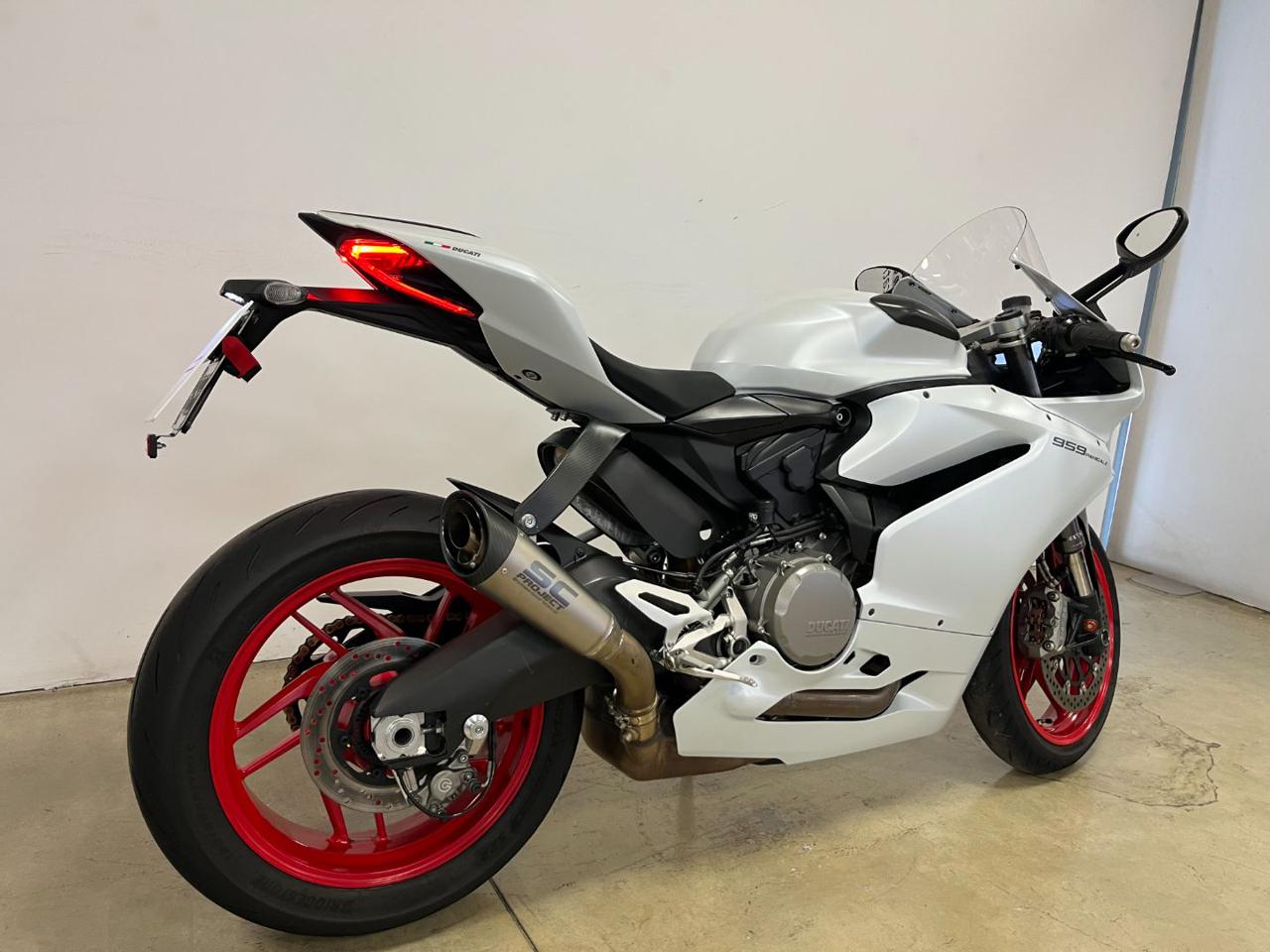 DUCATI 959 Panigale 955 - 8