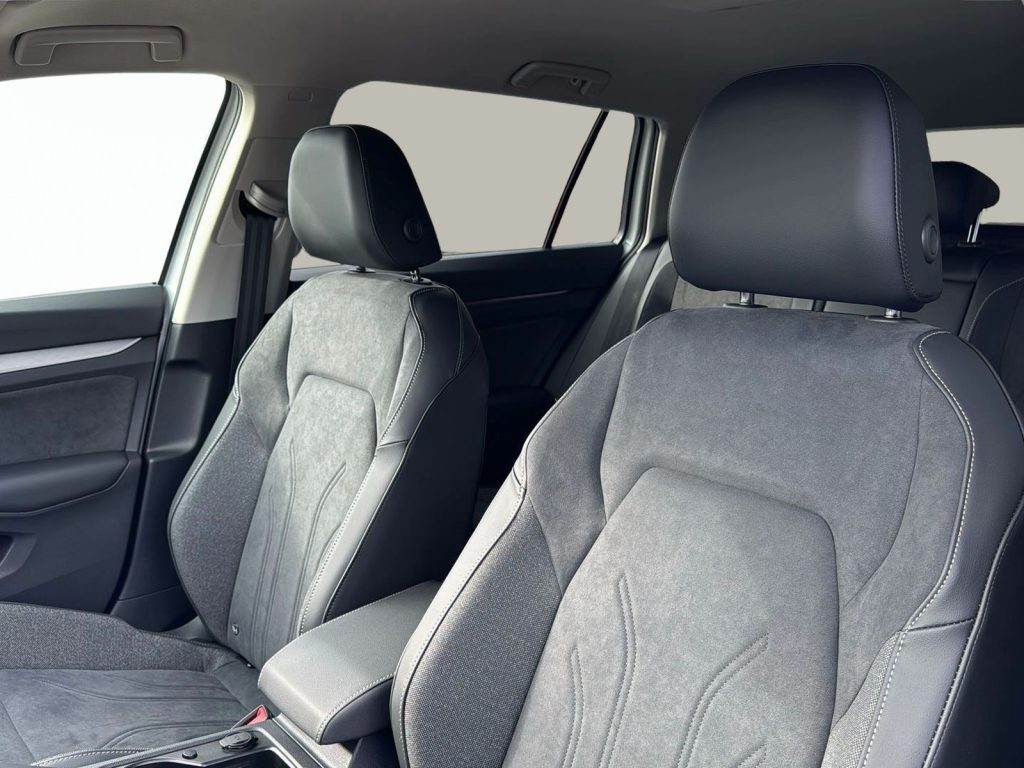 VOLKSWAGEN Golf Variant Nuova Golf Variant Edition Plus 2.0 TDI SCR 110 kW - 9