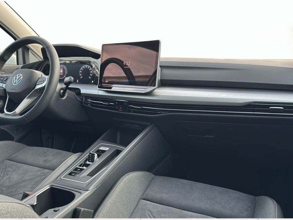 VOLKSWAGEN Golf Variant Nuova Golf Variant Edition Plus 2.0 TDI SCR 110 kW - 23