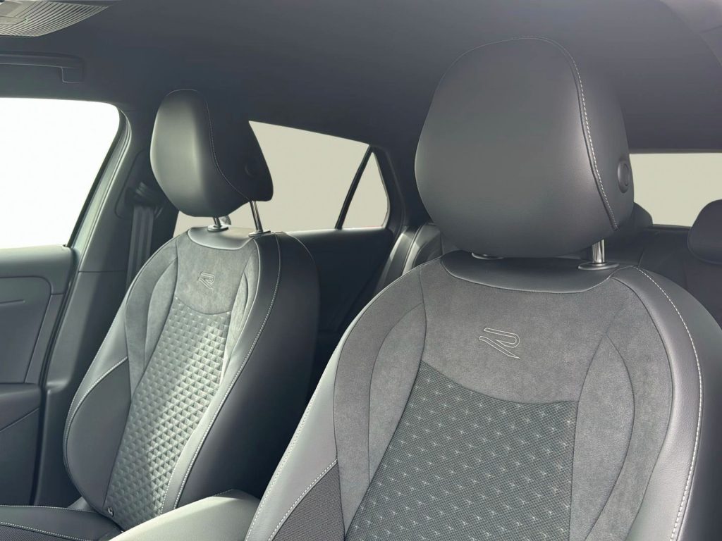VOLKSWAGEN T-Roc 1.5 etsi r-line 150cv dsg - 9