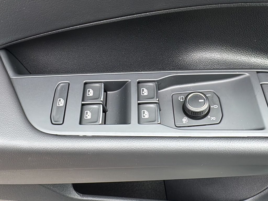 VOLKSWAGEN T-Roc 1.5 etsi r-line 150cv dsg - 13