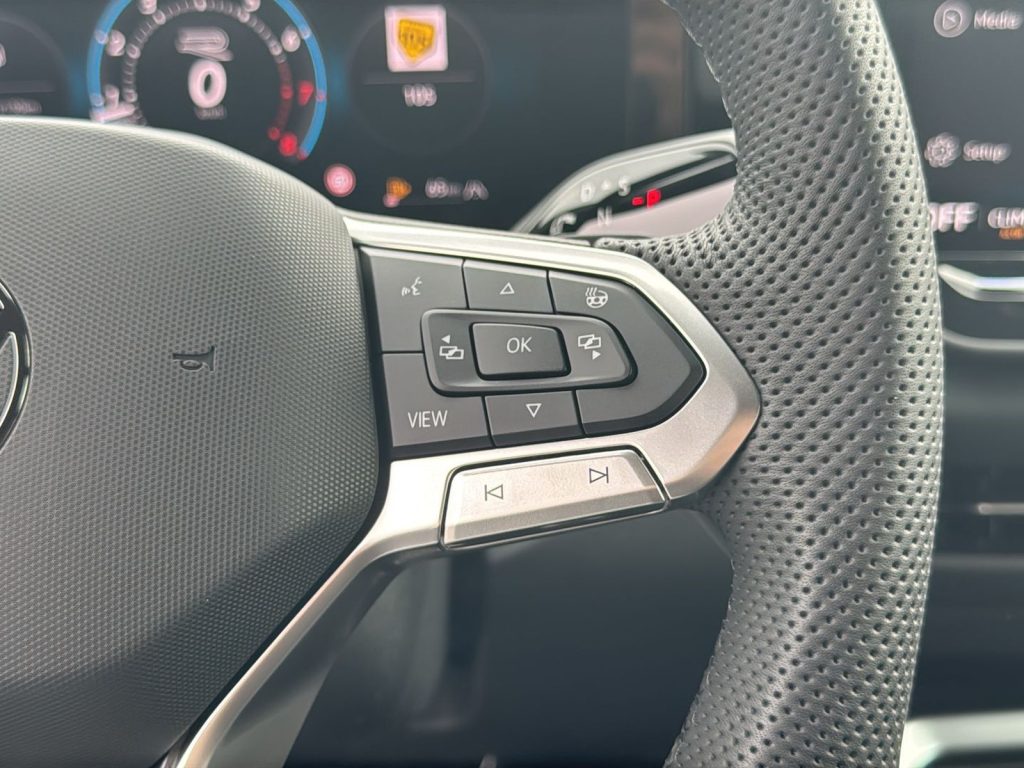 VOLKSWAGEN T-Roc 1.5 etsi r-line 150cv dsg - 19