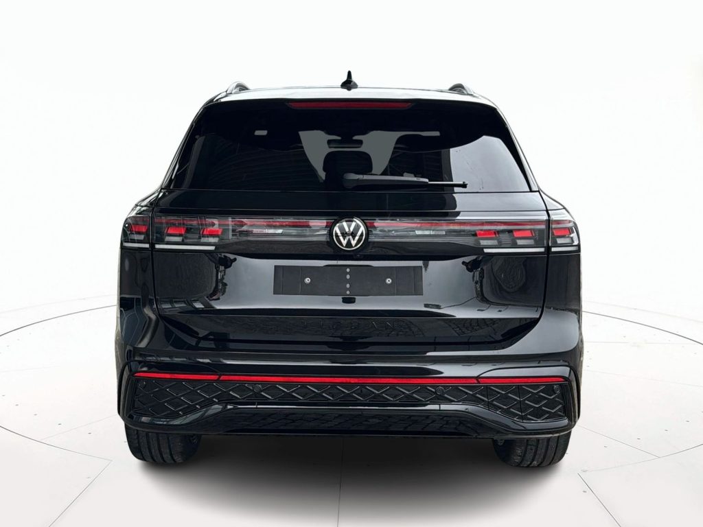 VOLKSWAGEN Tiguan Nuova Tiguan R-Line Plus 1.5 TSI eHybrid 150 kW (2 - 4