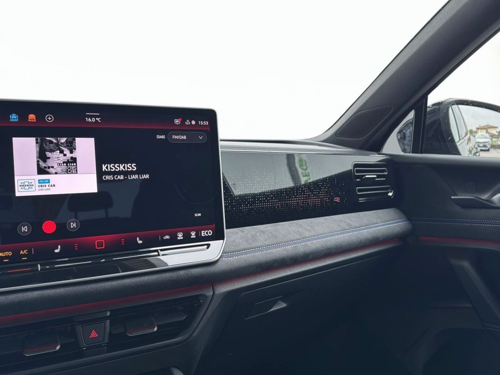 VOLKSWAGEN Tiguan Nuova Tiguan R-Line Plus 1.5 TSI eHybrid 150 kW (2 - 20