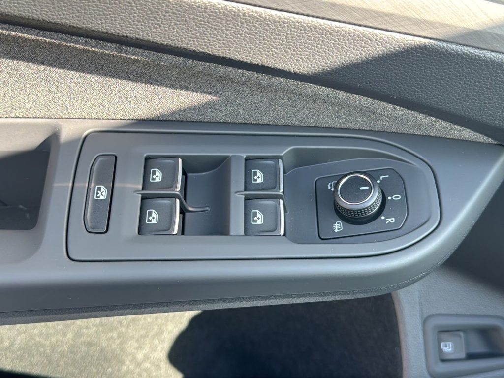VOLKSWAGEN Golf Nuova Golf Edition Plus 1.5 TSI eHybrid 150 kW (20 - 12