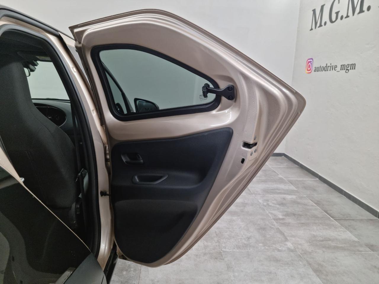 TOYOTA Aygo X 1.0 VVT-i 72 CV 5 porte Lounge S-CVT - 25