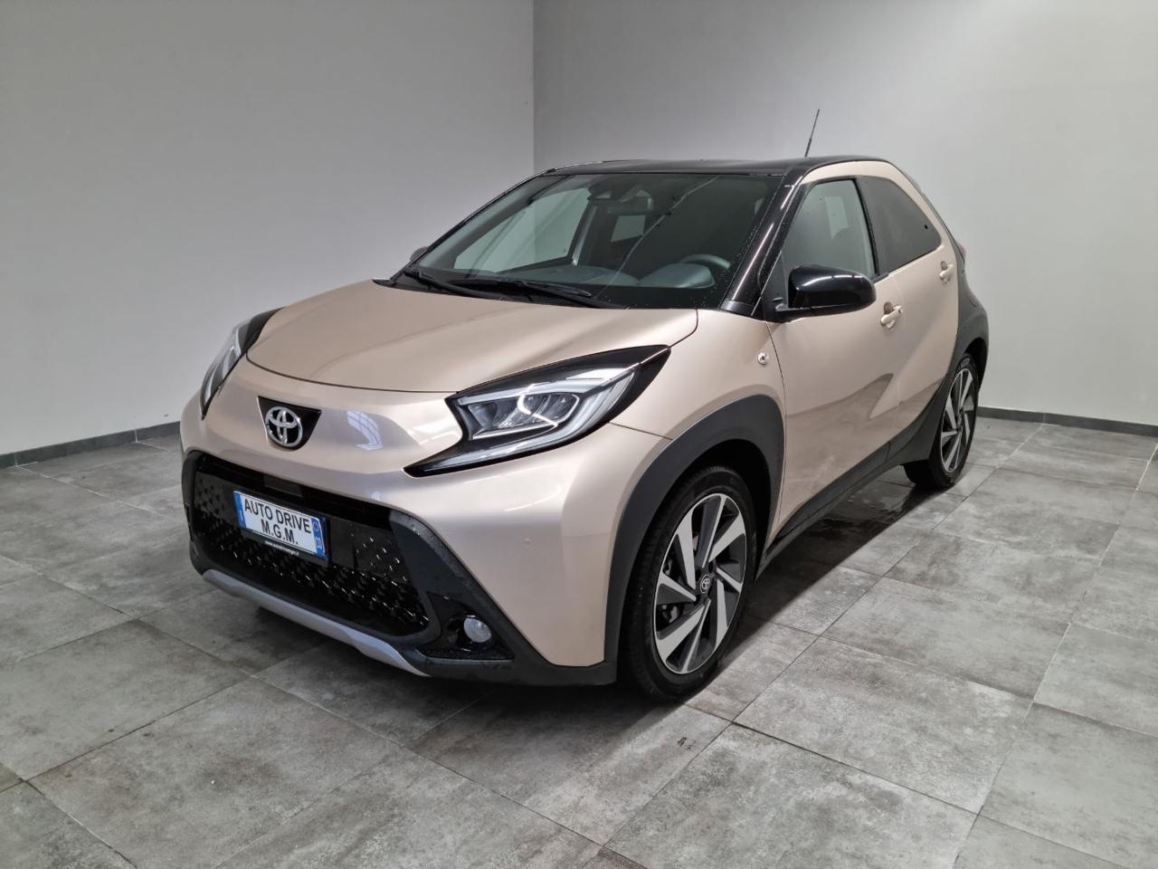 TOYOTA Aygo X 1.0 VVT-i 72 CV 5 porte Lounge S-CVT - 36