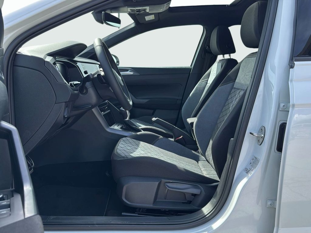 VOLKSWAGEN Taigo R-Line Plus 1.0 TSI 85 kW (115 CV) DSG - 8