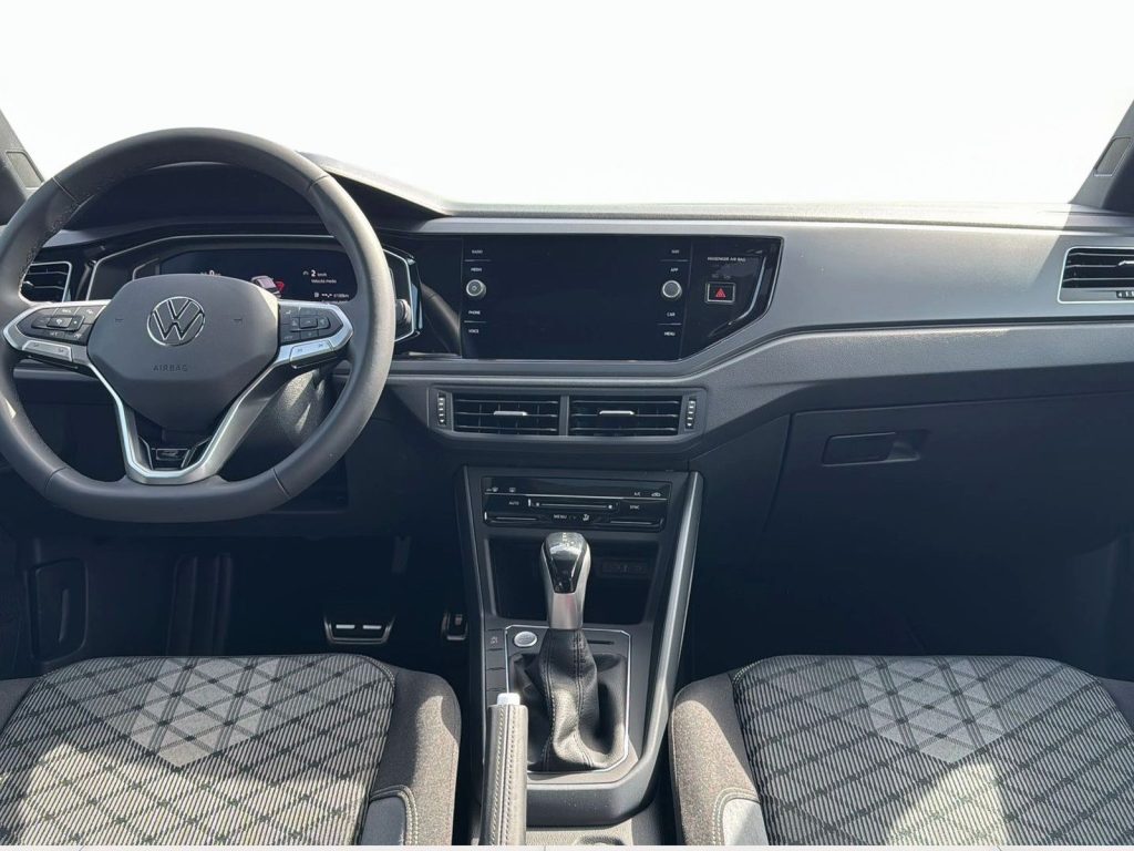 VOLKSWAGEN Taigo R-Line Plus 1.0 TSI 85 kW (115 CV) DSG - 24