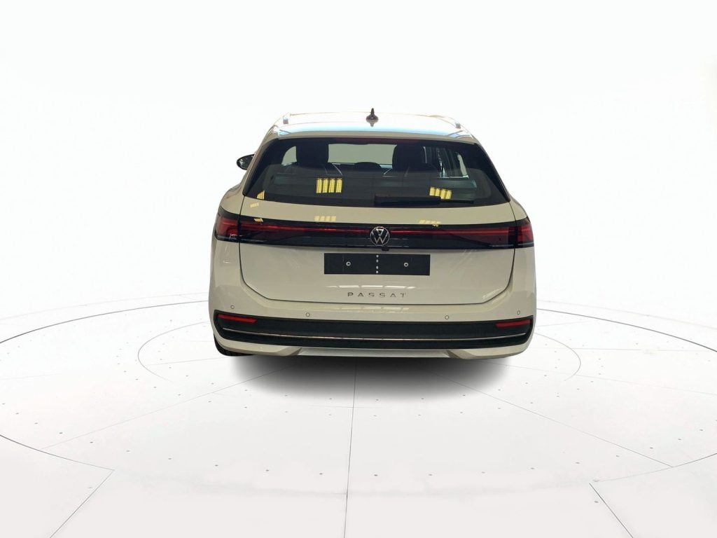 VOLKSWAGEN Passat 2.0 tdi scr business 150cv dsg - 4