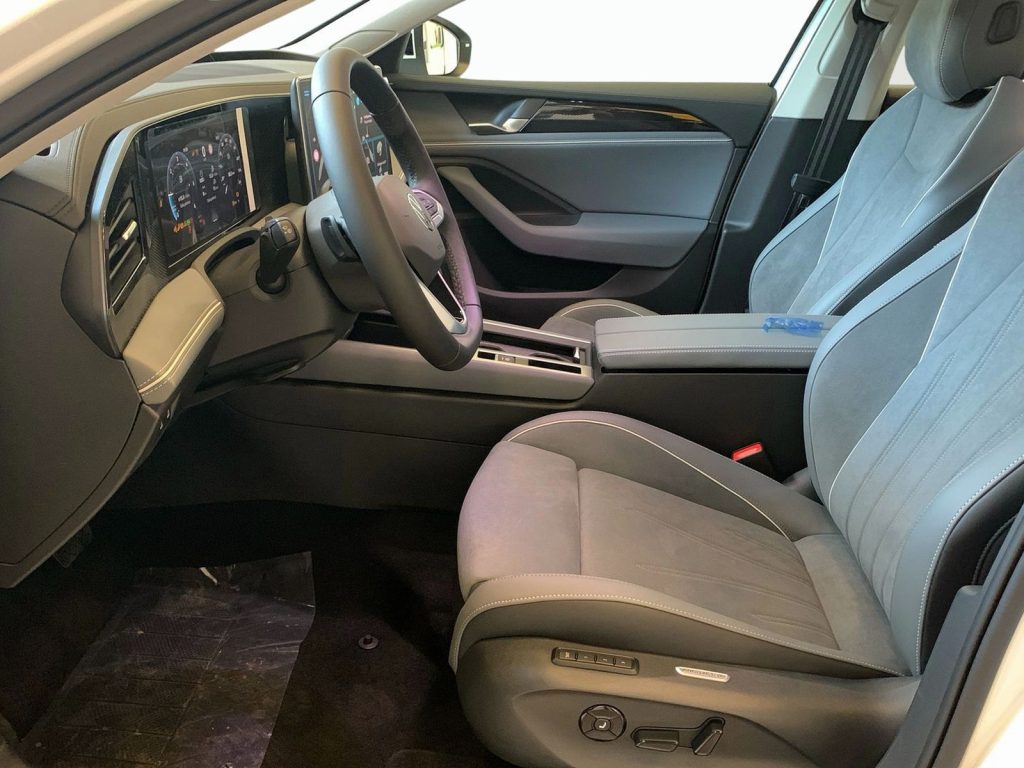 VOLKSWAGEN Passat 2.0 tdi scr business 150cv dsg - 21