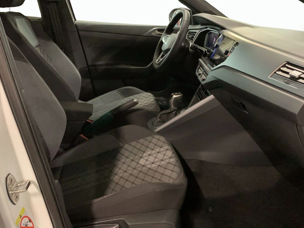 VOLKSWAGEN Taigo R-Line Plus 1.0 TSI 85 kW (115 CV) DSG - 6