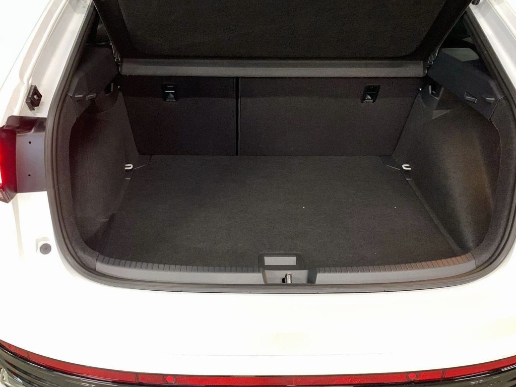 VOLKSWAGEN Taigo R-Line Plus 1.0 TSI 85 kW (115 CV) DSG - 22
