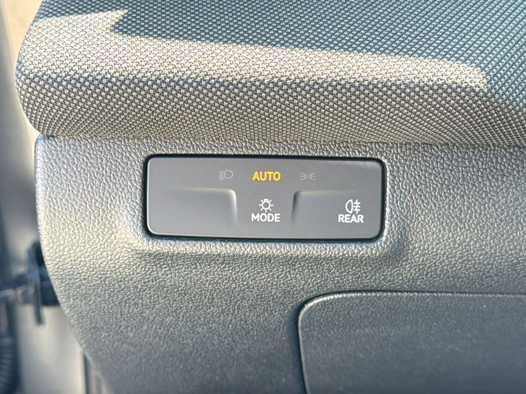 VOLKSWAGEN T-Roc 1.5 etsi life 150cv dsg - 13
