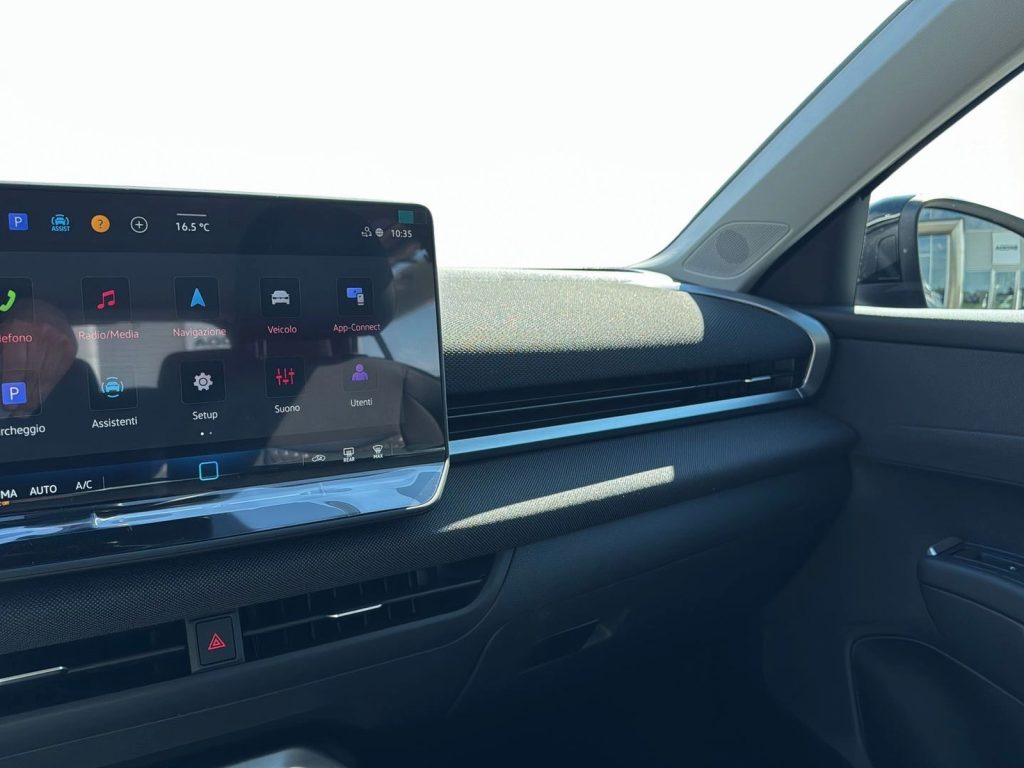 VOLKSWAGEN T-Roc 1.5 etsi life 150cv dsg - 19
