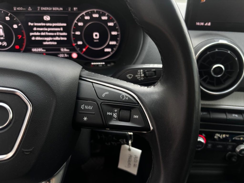 AUDI Q2 35 TFSI Stronic Advanced - 13