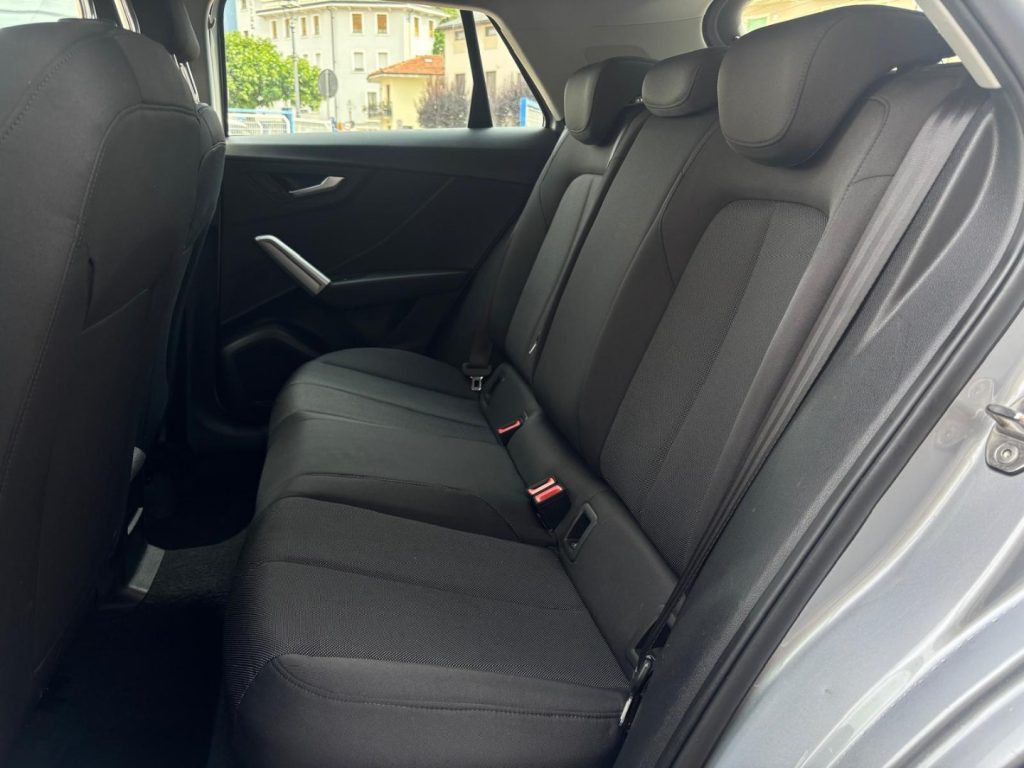 AUDI Q2 35 TFSI Stronic Advanced - 15