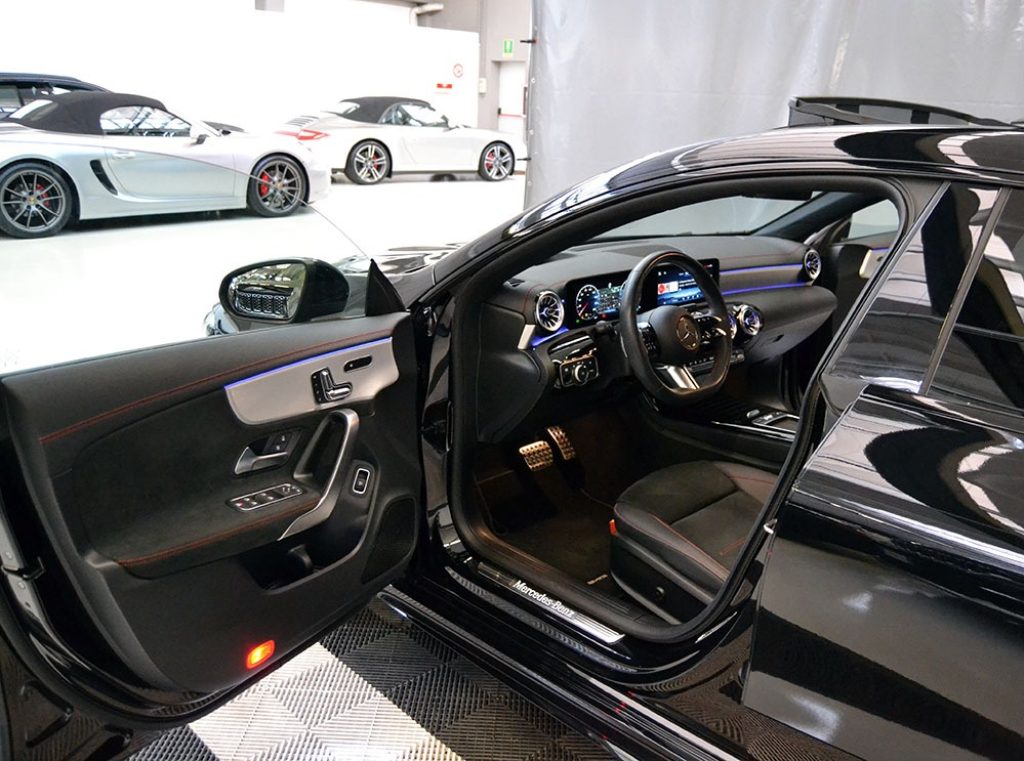 MERCEDES-BENZ CLA 180 Automatic Shooting Brake AMG Line Premium Plus** - 2