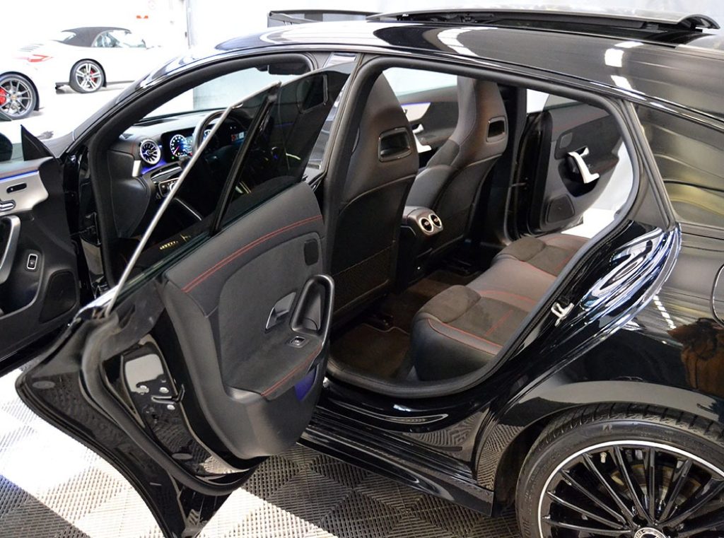 MERCEDES-BENZ CLA 180 Automatic Shooting Brake AMG Line Premium Plus** - 3