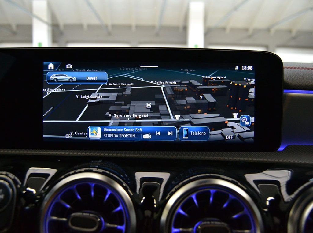 MERCEDES-BENZ CLA 180 Automatic Shooting Brake AMG Line Premium Plus** - 8