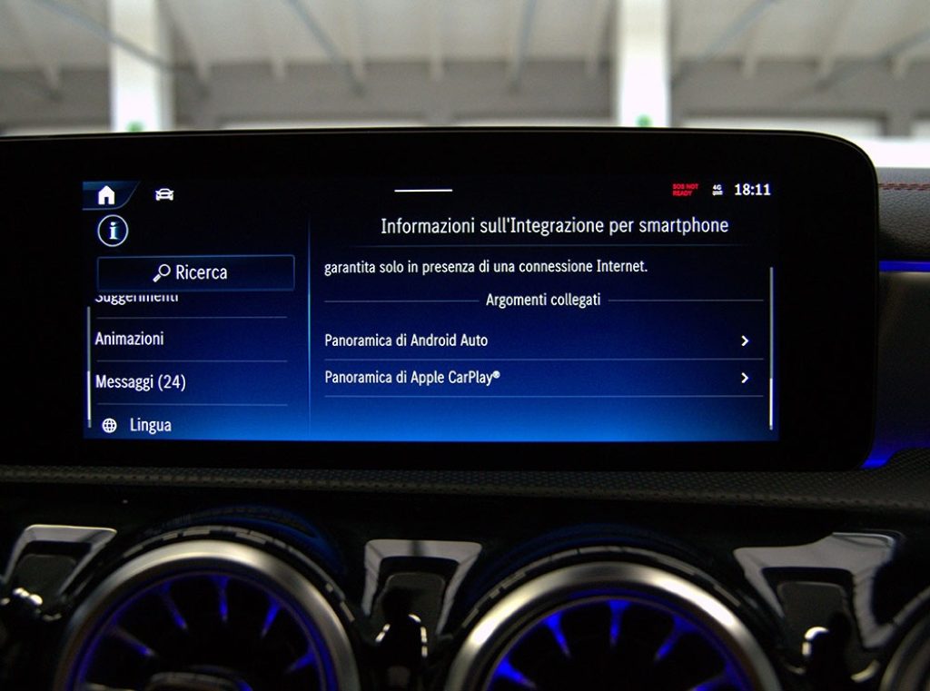 MERCEDES-BENZ CLA 180 Automatic Shooting Brake AMG Line Premium Plus** - 9