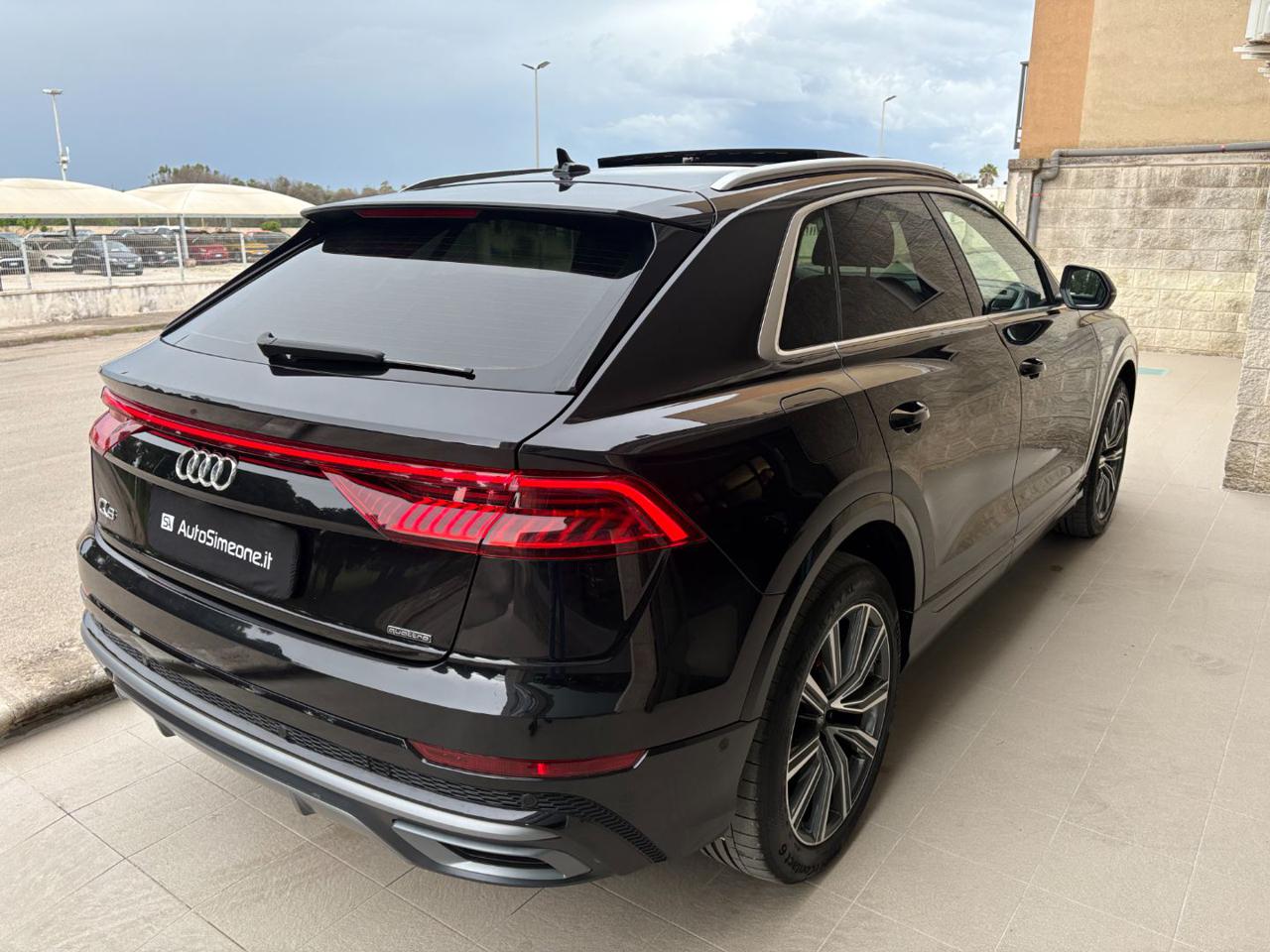 AUDI Q8 50 TDI 286 CV quattro tiptronic S line TETTO. - 5