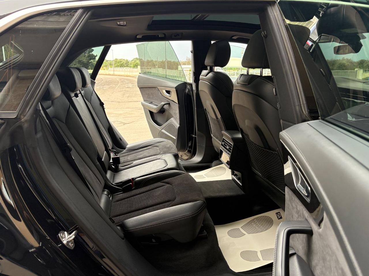 AUDI Q8 50 TDI 286 CV quattro tiptronic S line TETTO. - 13