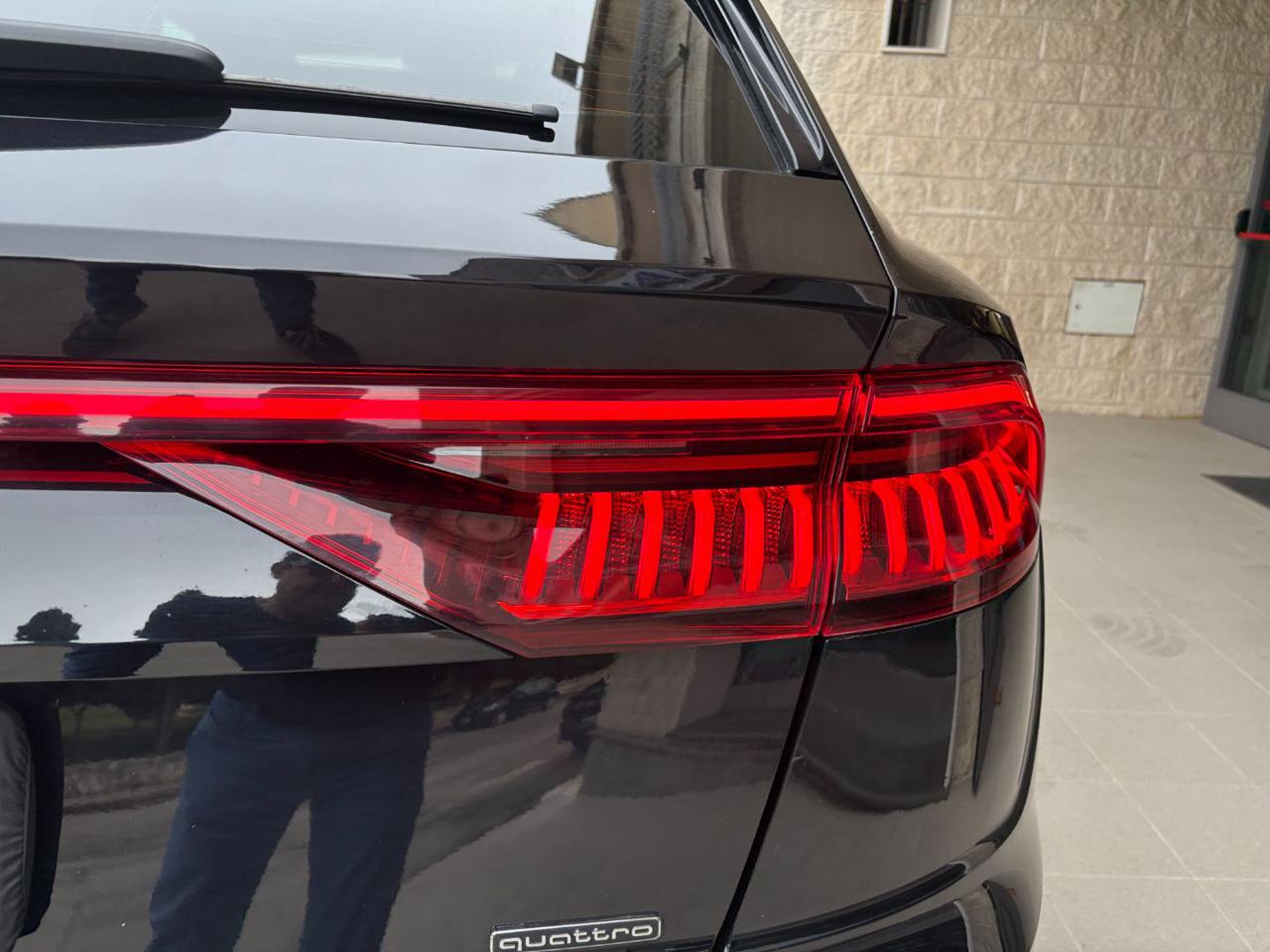 AUDI Q8 50 TDI 286 CV quattro tiptronic S line TETTO. - 56