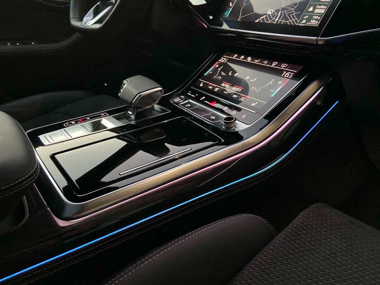 AUDI Q8 50 TDI 286 CV quattro tiptronic S line TETTO. - 46