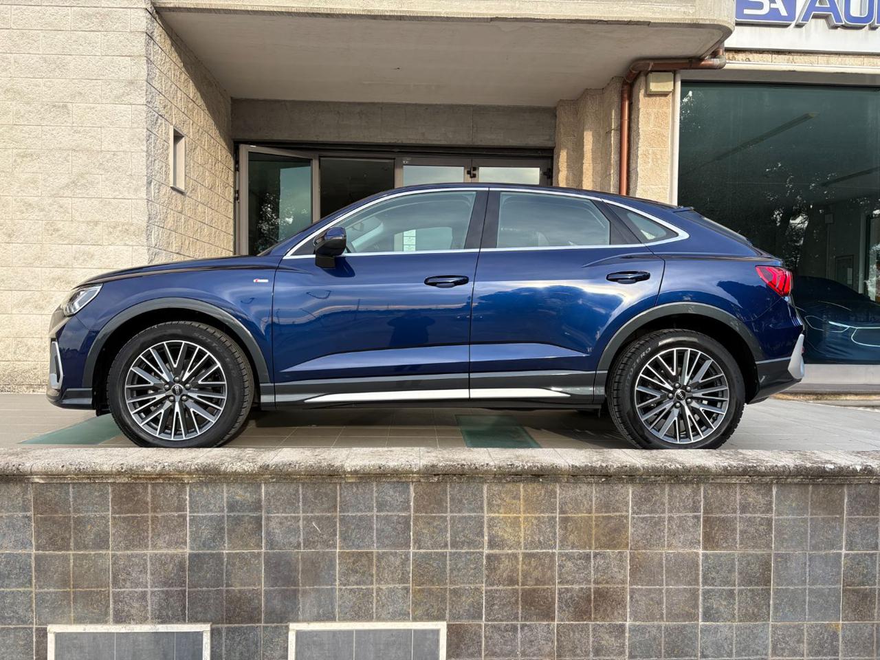AUDI Q3 SPB Sportback 35 TDI S tronic S line - 8