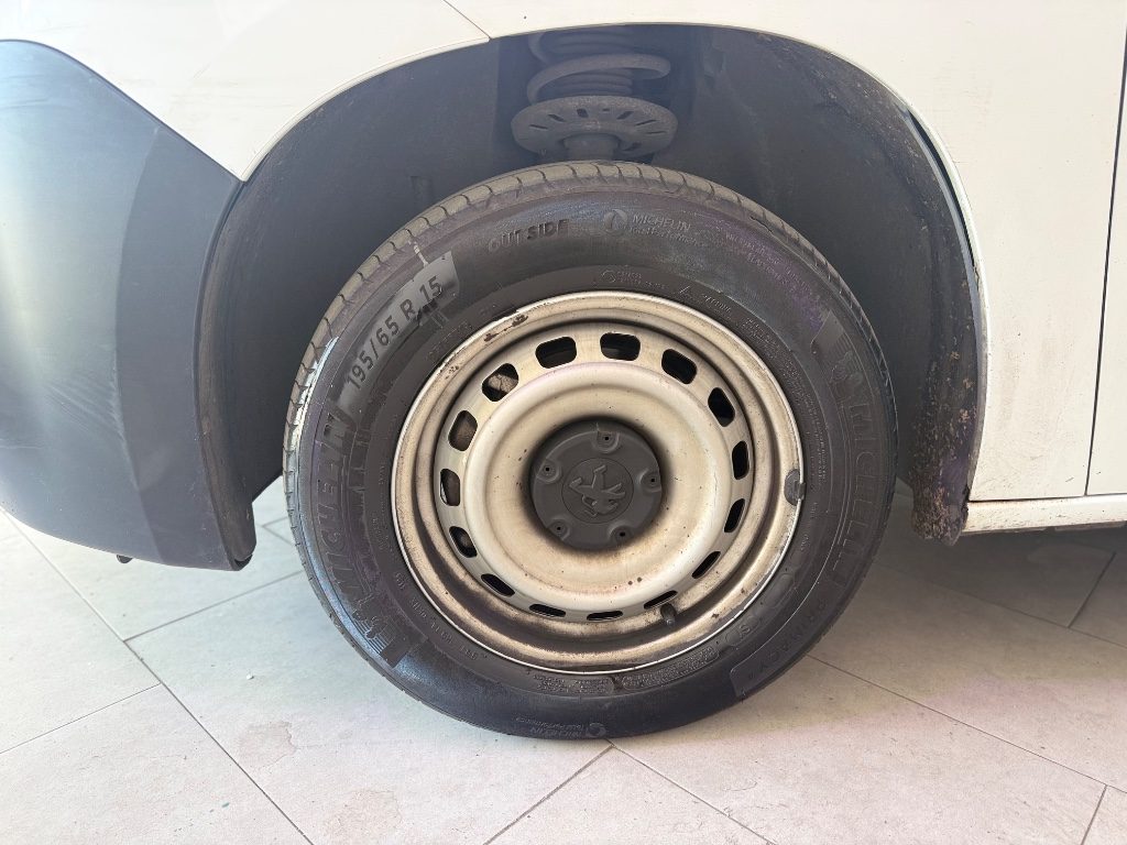 PEUGEOT Partner BlueHDi 100 PC Furgone Premium - 4