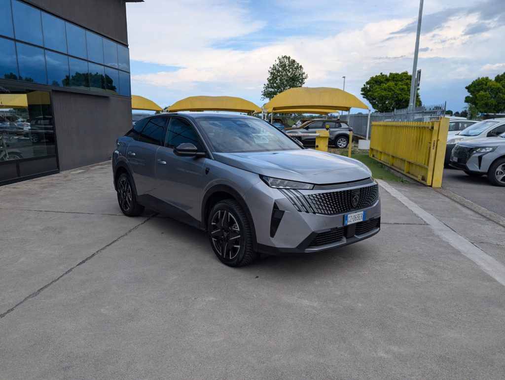 PEUGEOT 3008 Hybrid 145 e-DCS6 GT Aziendale Garanzia 03.2029 - 3