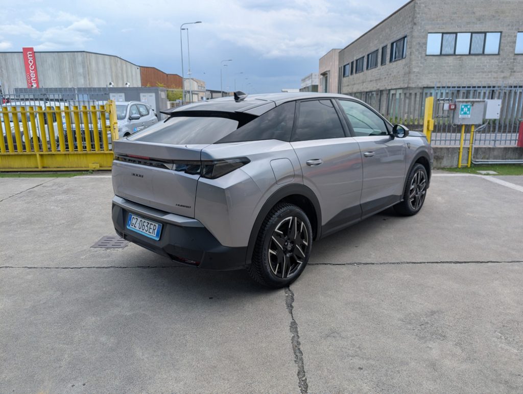 PEUGEOT 3008 Hybrid 145 e-DCS6 GT Aziendale Garanzia 03.2029 - 5