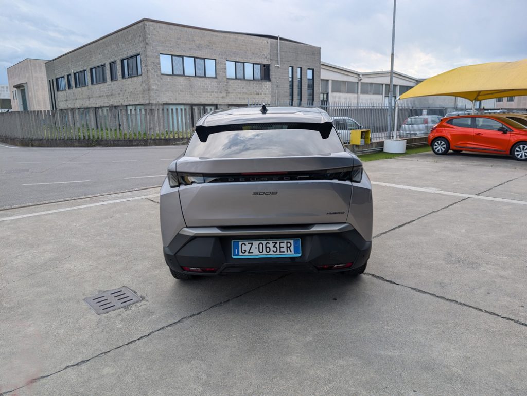 PEUGEOT 3008 Hybrid 145 e-DCS6 GT Aziendale Garanzia 03.2029 - 6