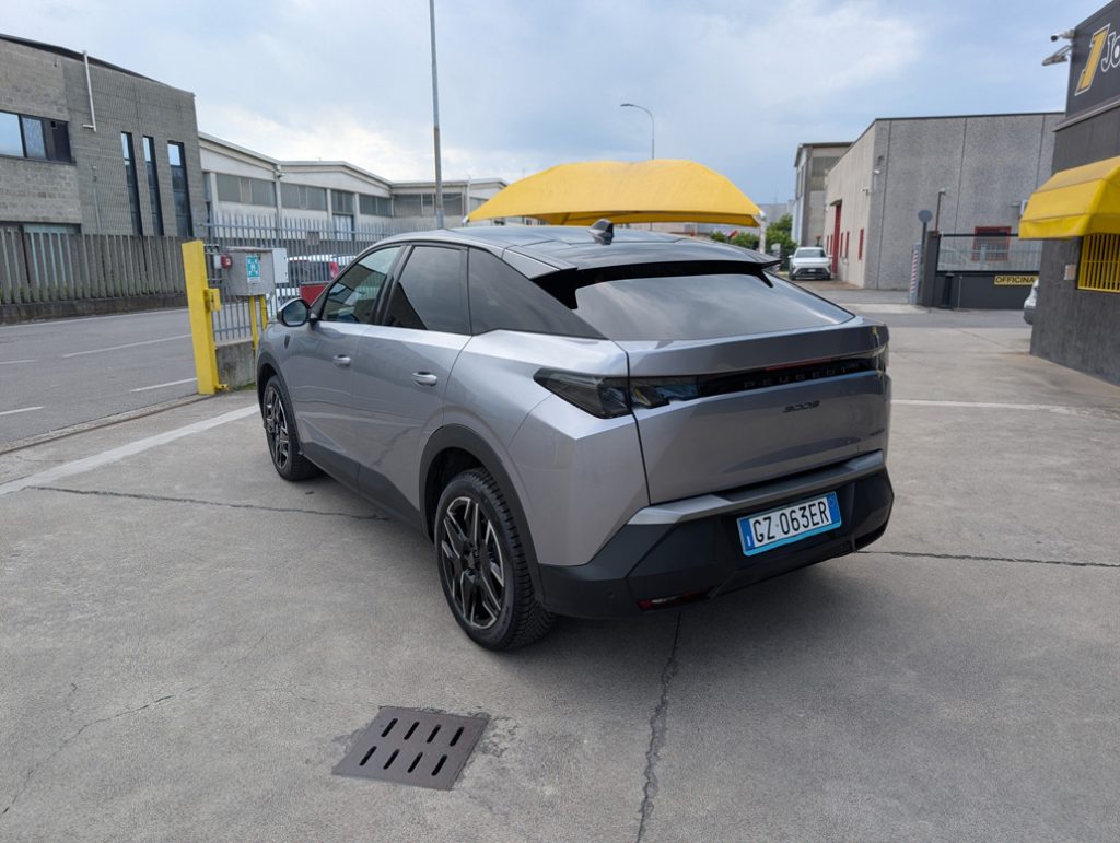 PEUGEOT 3008 Hybrid 145 e-DCS6 GT Aziendale Garanzia 03.2029 - 24