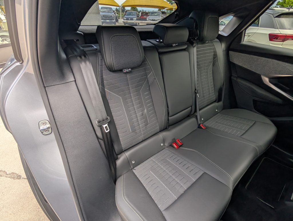 PEUGEOT 3008 Hybrid 145 e-DCS6 GT Aziendale Garanzia 03.2029 - 30