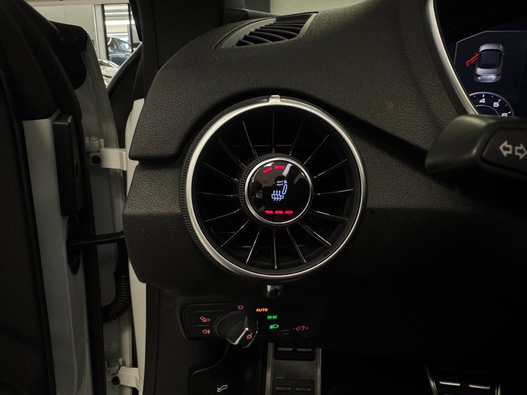 AUDI TT Roadster 40 TFSI S tronic+SLINE+19+MATRIX+TELECAM. - 17