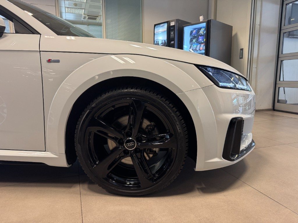 AUDI TT Roadster 40 TFSI S tronic+SLINE+19+MATRIX+TELECAM. - 4
