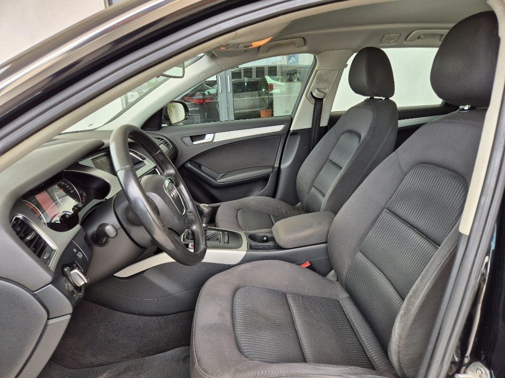 AUDI A4 Avant 2.0 TDI 120 CV Ambiente - 4