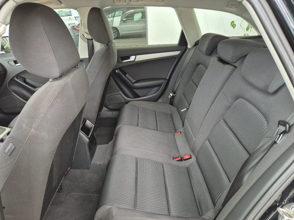 AUDI A4 Avant 2.0 TDI 120 CV Ambiente - 7