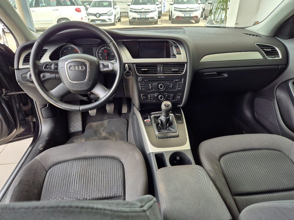 AUDI A4 Avant 2.0 TDI 120 CV Ambiente - 10