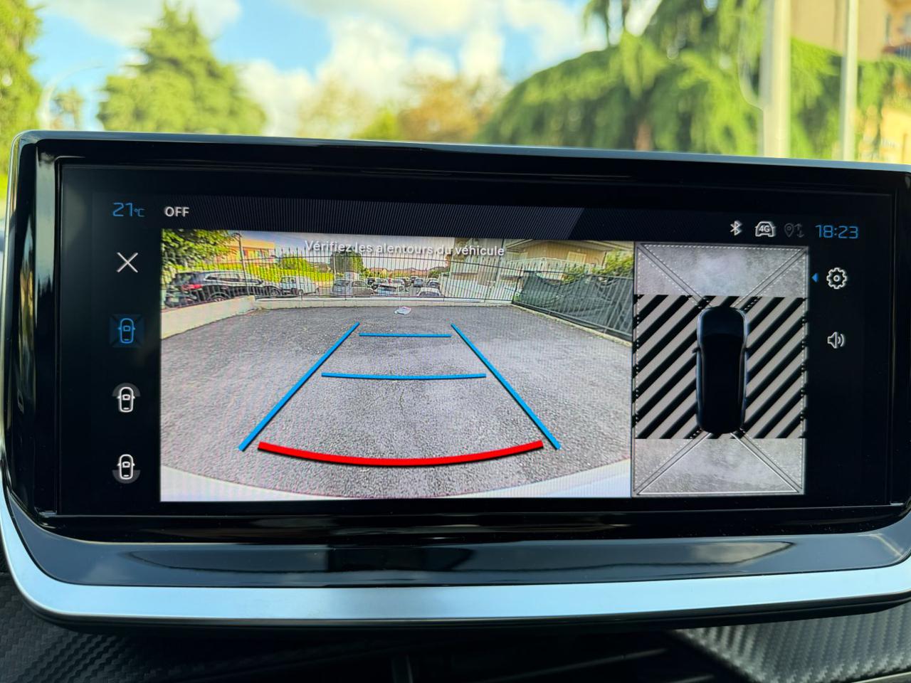 PEUGEOT 2008 PURETECH 100 S&S ALLURE NAVI+PELLE+R.CAM360°+LED!! - 18