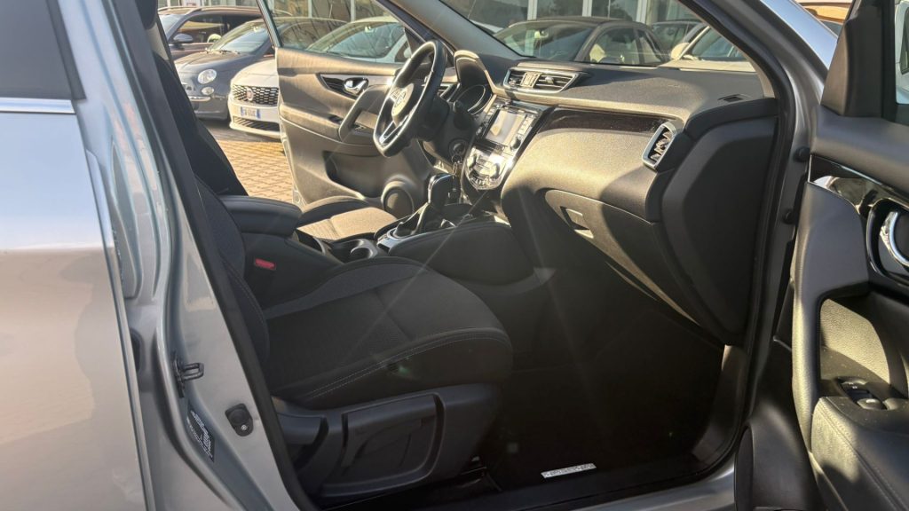 NISSAN Qashqai 1.5 dCi 115 CV DCT Business OK NEOPATENTATI - 19