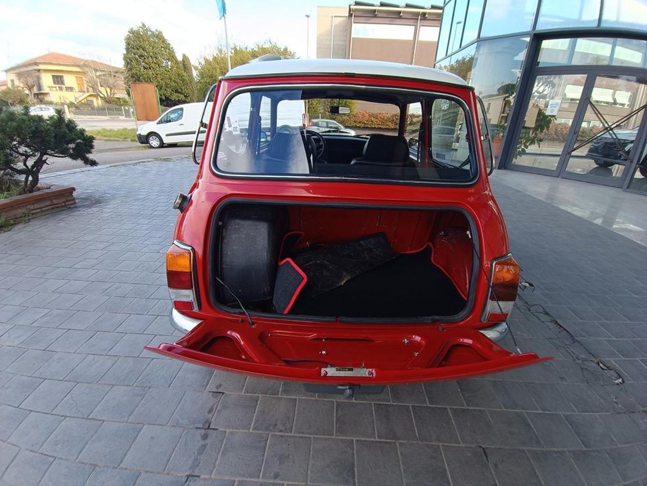 AUSTIN Mini Mayfair - 9