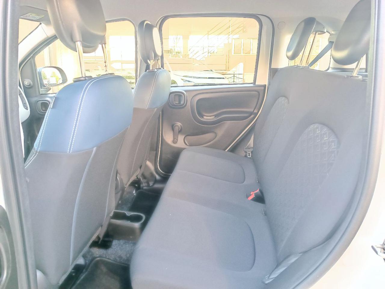 FIAT Panda 1.0 FireFly S&S Hybrid City Cross - 10