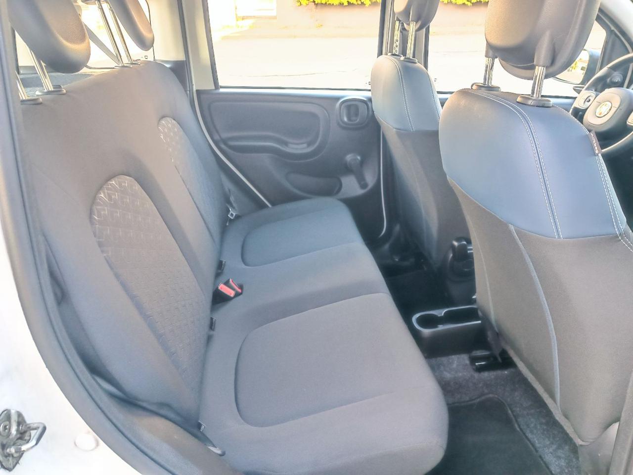 FIAT Panda 1.0 FireFly S&S Hybrid City Cross - 12