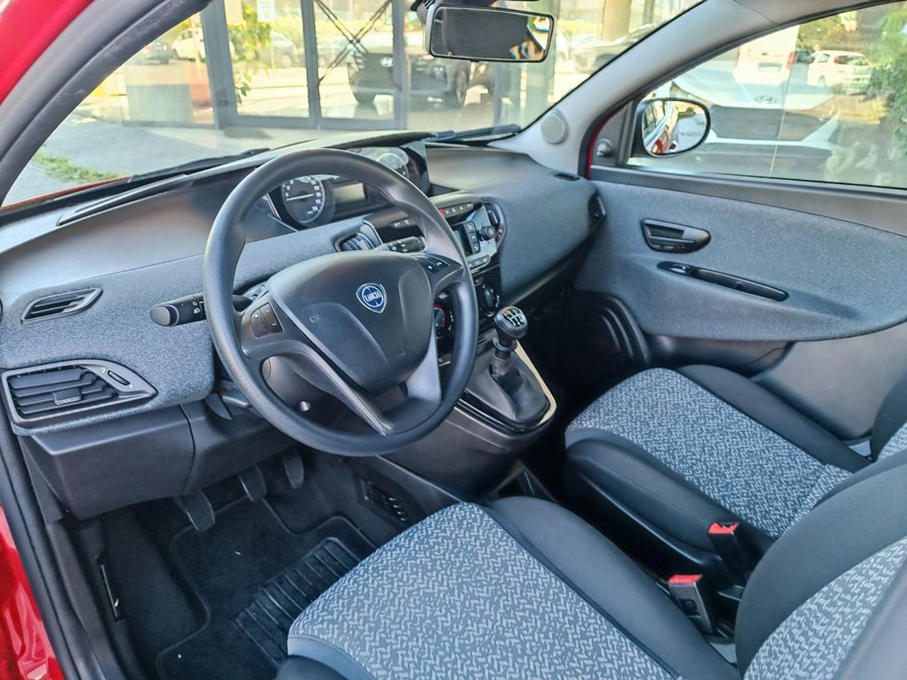 LANCIA Ypsilon 1.0 FireFly 5 porte S&S Hybrid Silver - 4